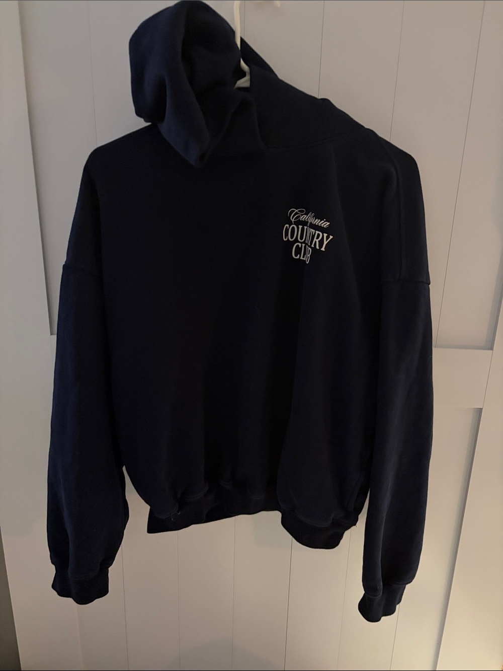 ON HOLD) Women’s Navy 'Country Club' Pullover Hoodie

Used twice)